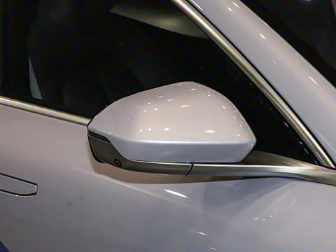 2025�� Զ����װ�޶��� 100kWh Touring