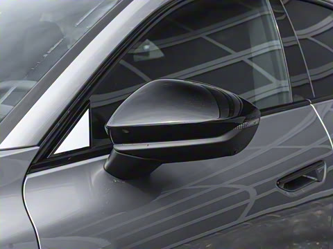 2026�� TFSI quattro 150kW �׷�������