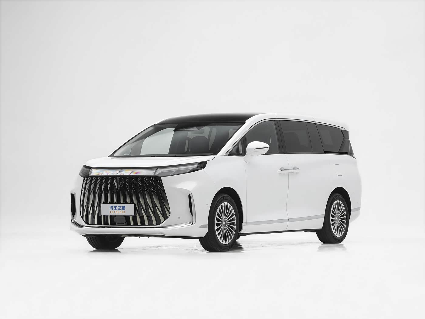 1400x1050_autohomecar__ChxpVmoVEXqAAsW7ACY8wNNtmF8422.jpg