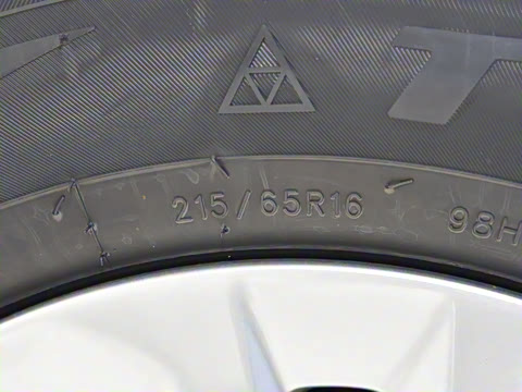 2025�� 2.0L CNG�м�Ӫ�����ʰ� 9��