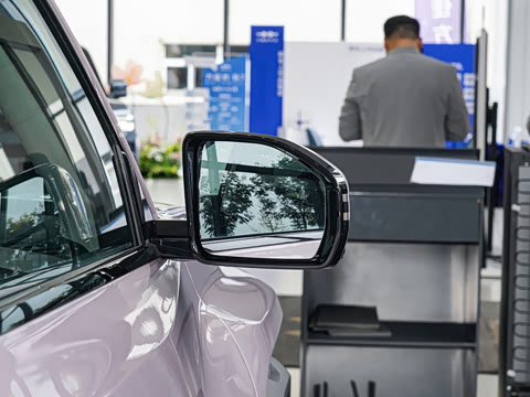 2025�� 501KM ����Ultra��