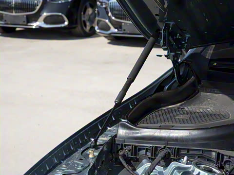 2026�� GLC 300 L 4MATIC ������ 5��