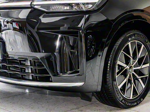 2025�� Ǭ�� UItra 5��