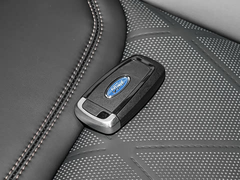 2027��  2.3T EcoBoost �����ѽ�� 7��