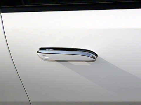 2026�� E 300 ʱ�����˶���