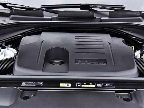 2025�� 3.0 L6 400PS SV���ٴ����ӳ��� 4��