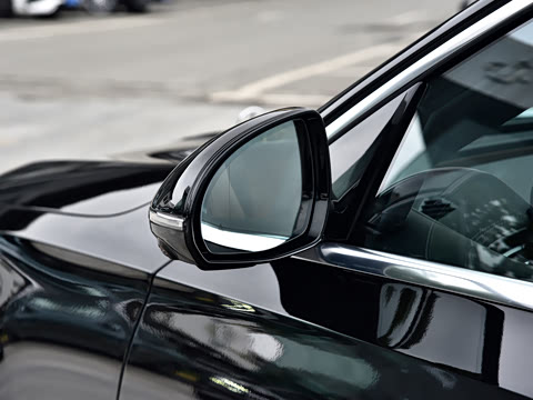 2026�� E 260 L 4MATIC