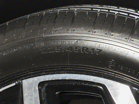 2025�� �Ŀ�� 300TSI R-Line