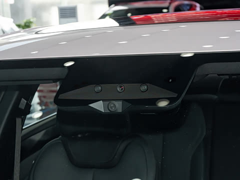 2025�� EV 470KM������