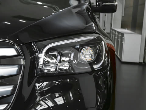 2026�� GLS 450 4MATIC �����