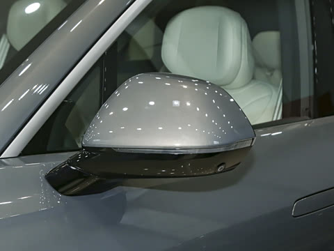 2025�� Max ������