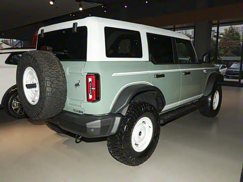 2025�� 2.3T 1966��Ű�