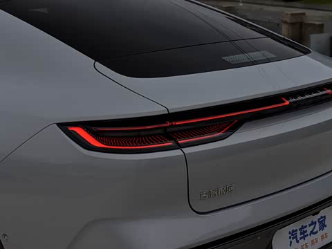 2026�� 225km EM-i Զ�����ǺӰ�