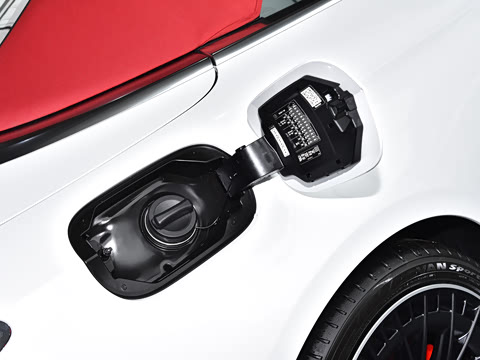 2026�� AMG CLE 53 4MATIC+ ������ܳ�