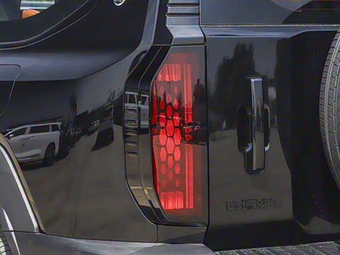 2025�� ̽Ұ�� 5��