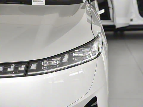 2025�� 210Ultra���Ȱ� 6��