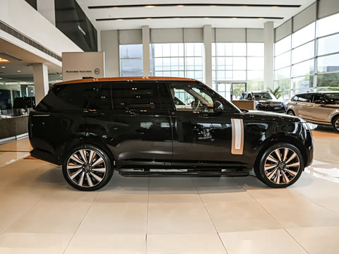 2025�� 3.0 L6 400PS SV���ٴ����ӳ��� 4��