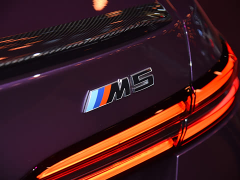2025�� M5