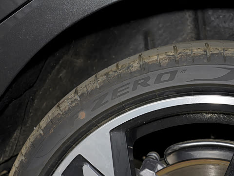 2026�� 200���������� 40 TFSI ���������� B&O ��ҹ��