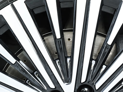 2026�� 102kWh �����е�ǩ����