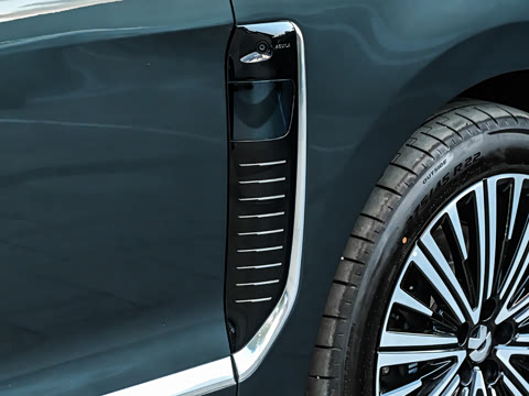 2026�� 102kWh �����е�ǩ����