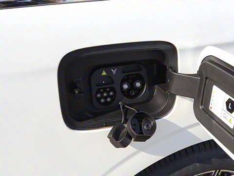 2025�� EV �������������