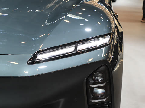 2026�� ��Ȼ�澳�� 100kWh Touring