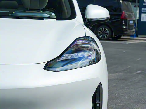 2025�� 670 Max��