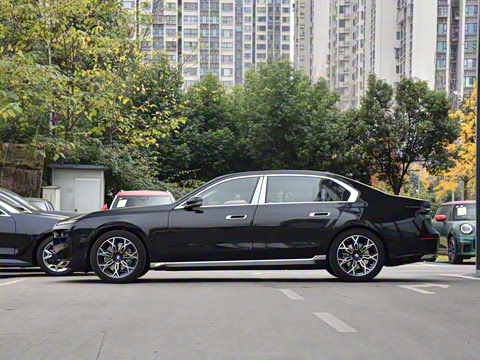 2026�� 735Li ������װ