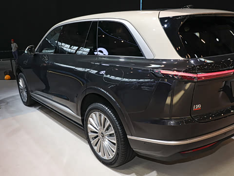 2026�� Ultra+ ������