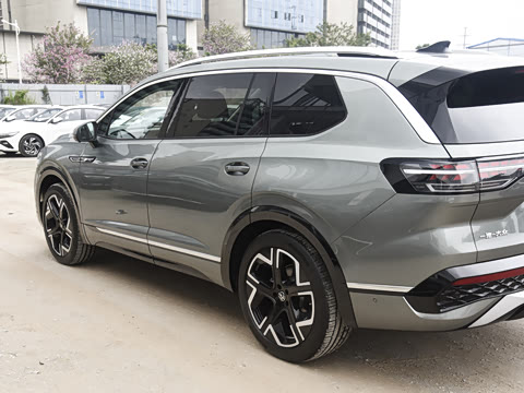 2026�� 450TSI �����콢 6��