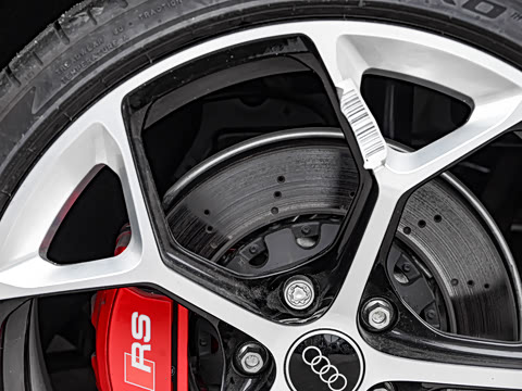 2025�� RS 5 2.9T Sportback ȼ���