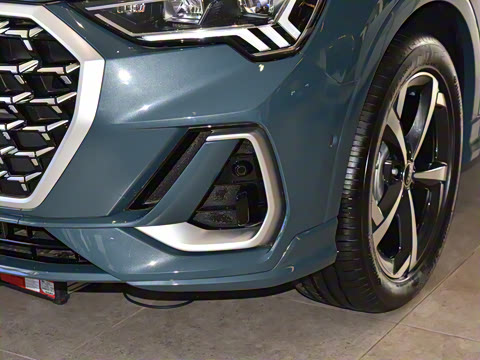 2025�� quattro 45�����ذ� 35TFSI  ��ȡ������