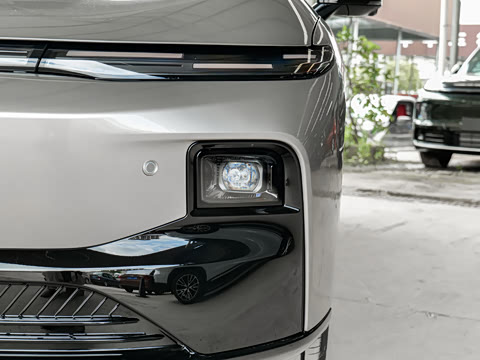 2027�� 670������
