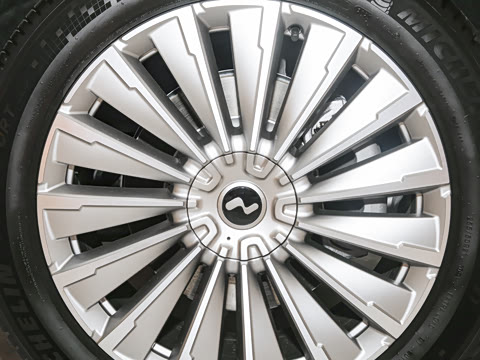 2025�� Pro ������