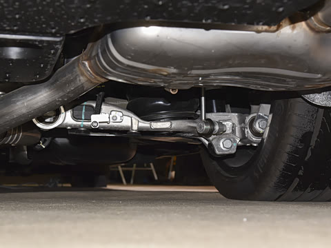 2026�� 4.0T V8��