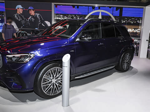 2026�� AMG GLE 53 4MATIC+