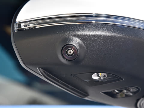 2026�� GLC 260 L 4MATIC �����