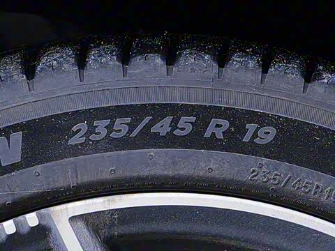 2025�� 710 Max��