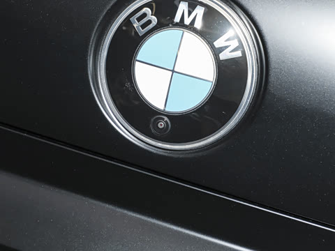 2026�� 740Li ��Ӱ��ذ� M���ܰ��˶���װ