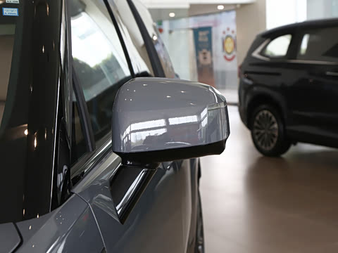 2026�� 2.0T ���ͼ�Ultra