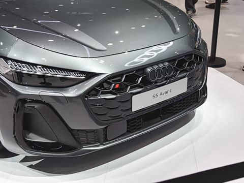 2025�� Avant