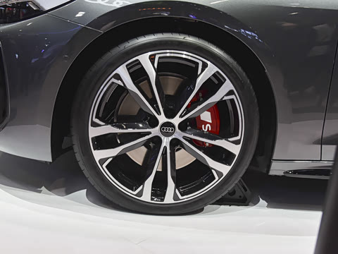 2025�� Avant