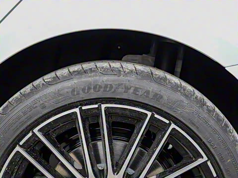 2026�� C 200 L �˶���