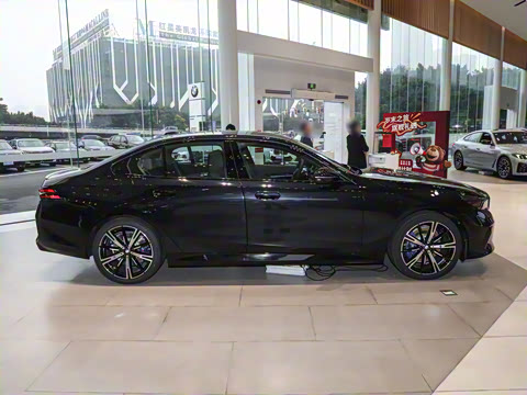 2024�� 530i ������ M�˶���װ