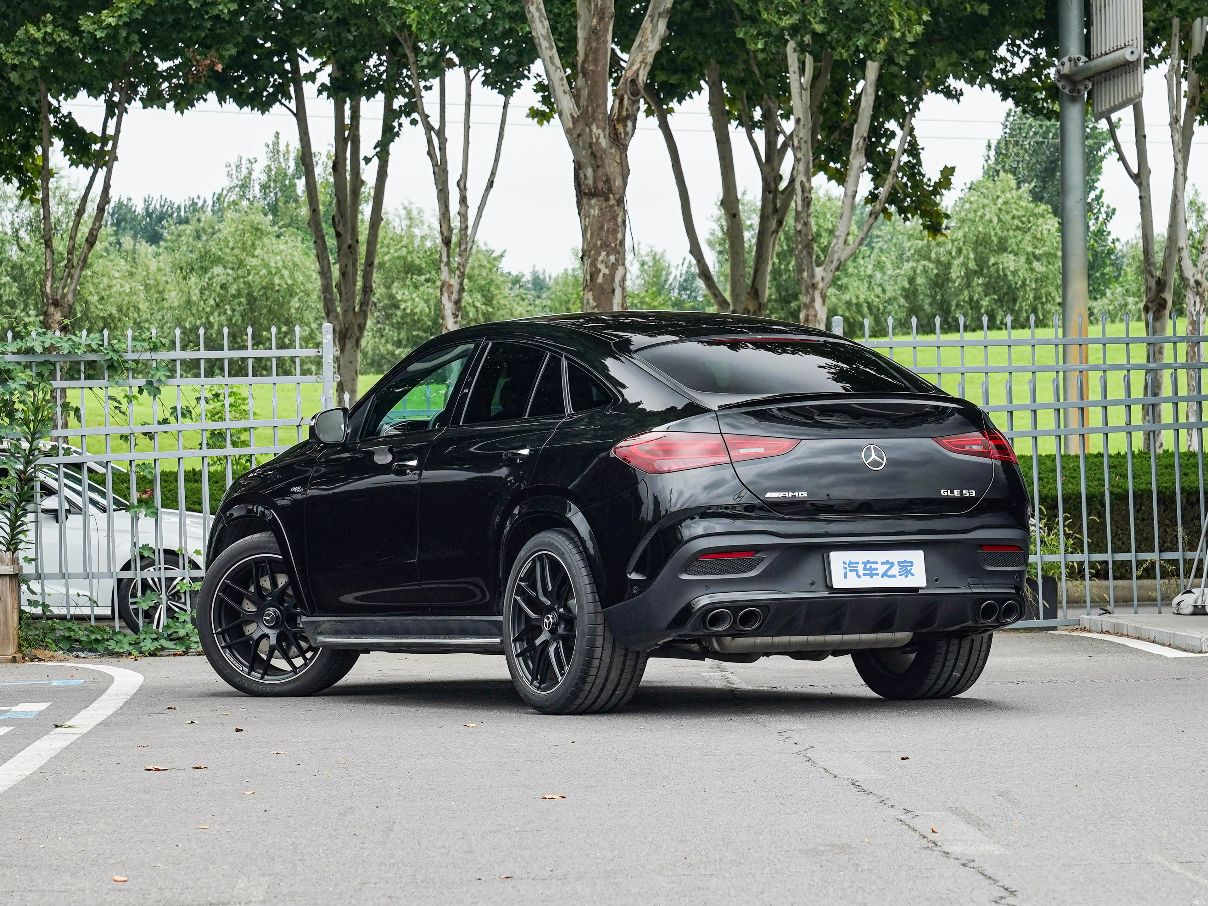 Mercedes-Benz GLE, миниатюра 5