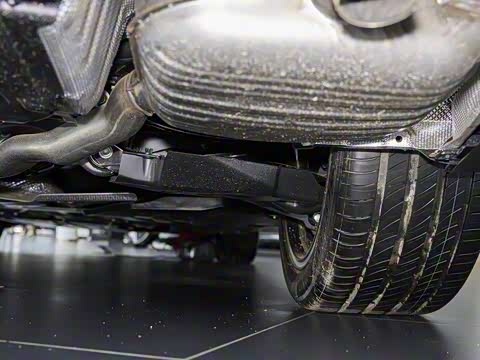 2025�� �Ŀ� E 300 L ʱ���˶���