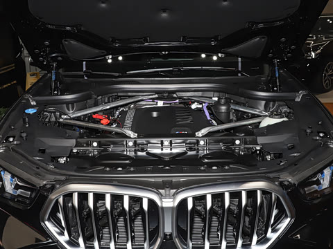 2026�� xDrive40i M�˶���װ