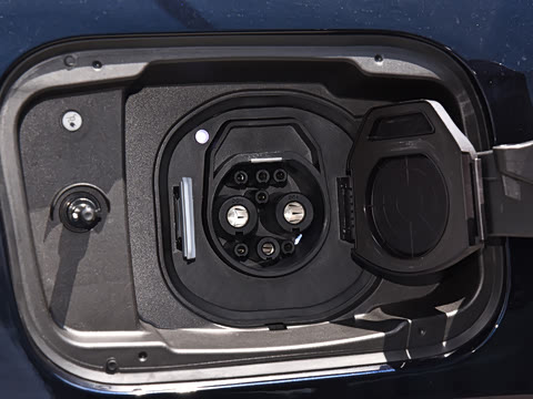 2026�� �Ŀ� eDrive25L M�˶���װ