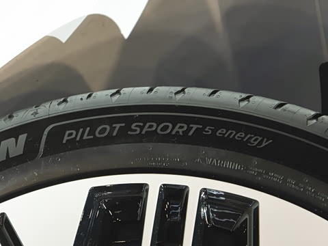 2026�� Ultra+�� 70kWh